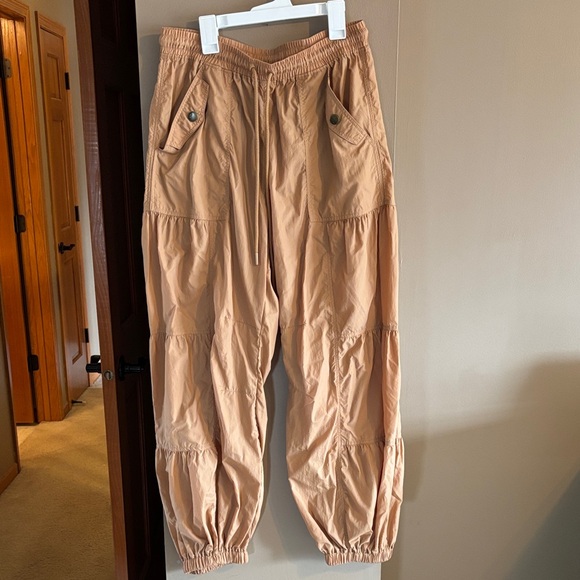 Free People Pants - Free people parachute pants